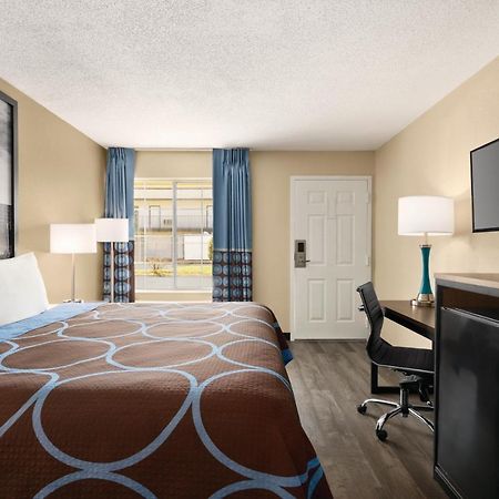 במוטל Super 8 By Wyndham Gulfport Biloxi Airport מראה חיצוני תמונה