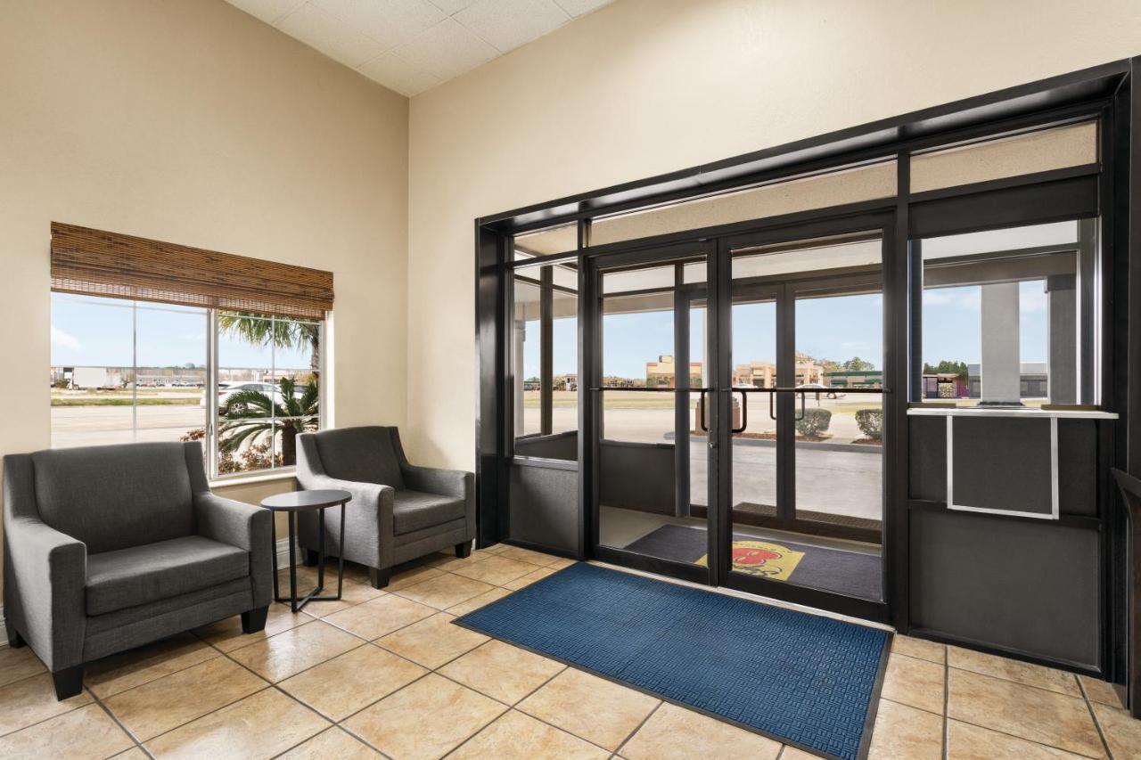 במוטל Super 8 By Wyndham Gulfport Biloxi Airport מראה חיצוני תמונה