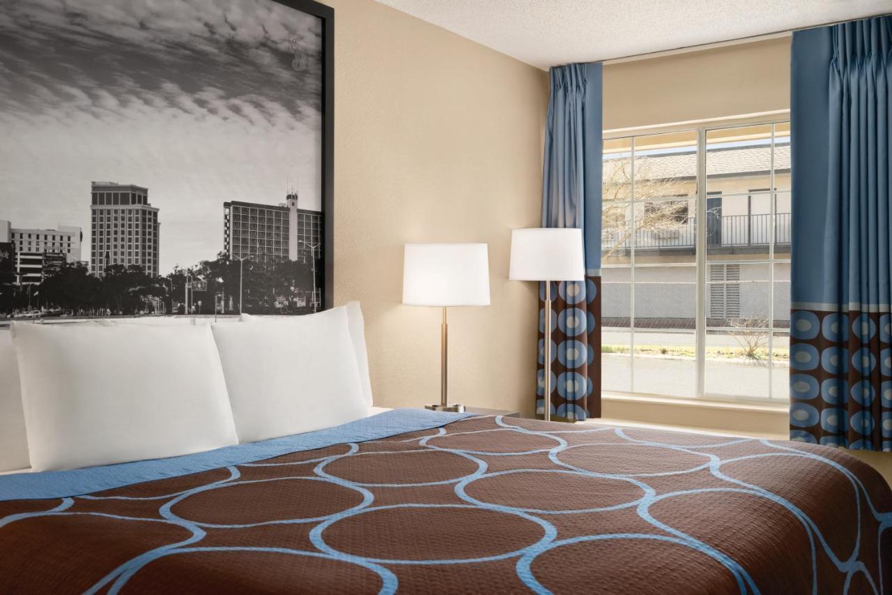 במוטל Super 8 By Wyndham Gulfport Biloxi Airport מראה חיצוני תמונה