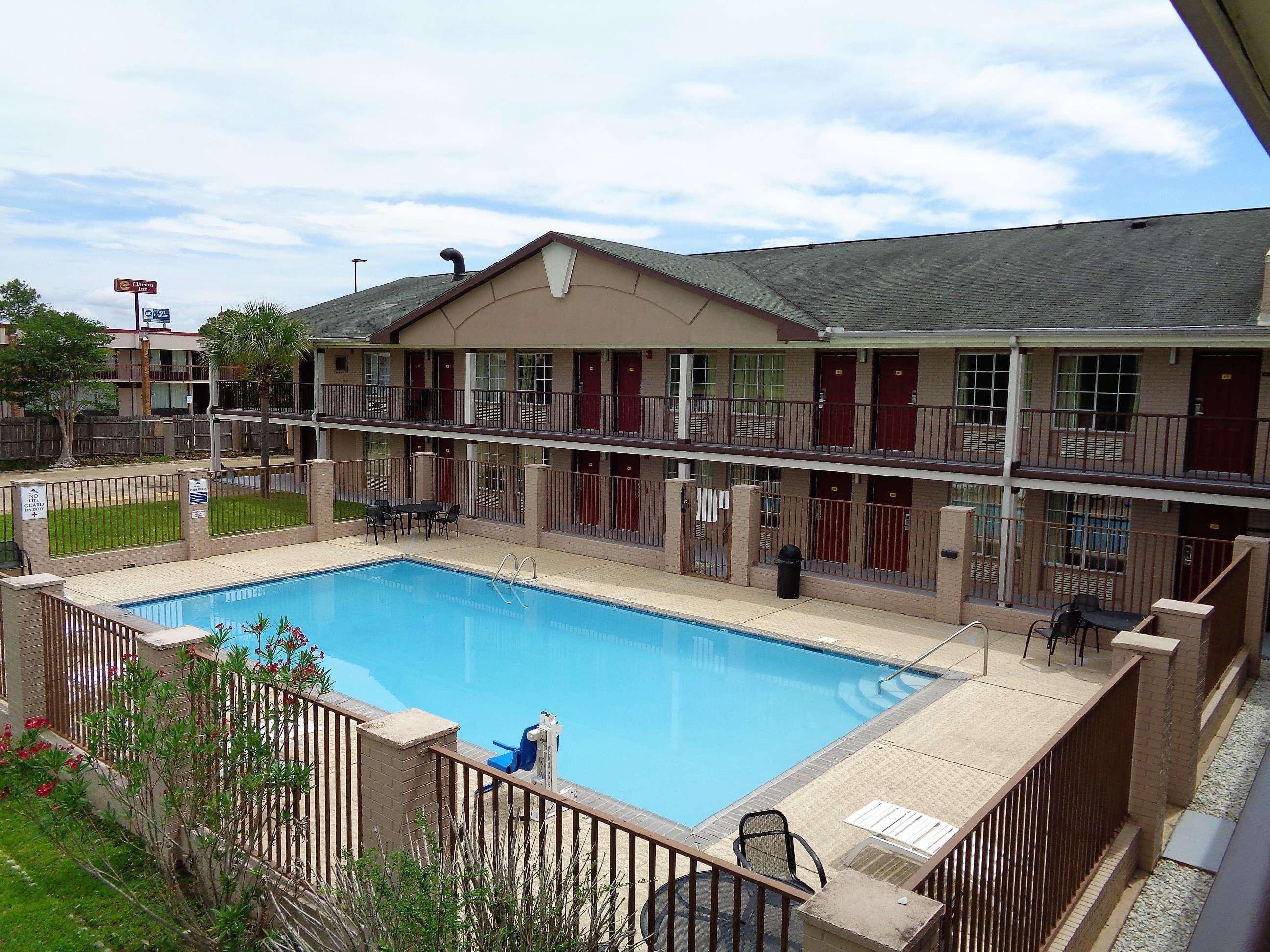 במוטל Super 8 By Wyndham Gulfport Biloxi Airport מראה חיצוני תמונה